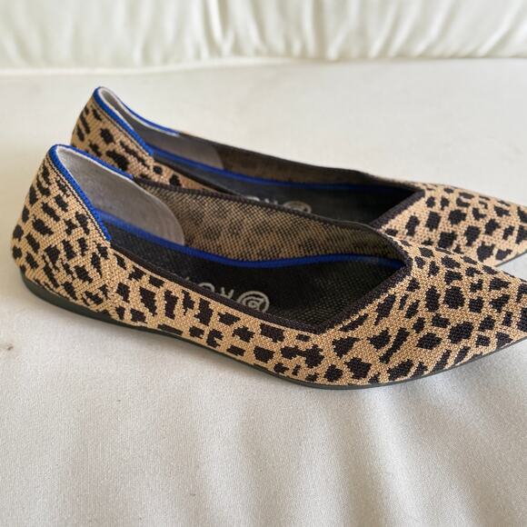 Rothy's Point Toe Flats 7.5 Leopard Spot Tan Black Comfort Travel Academia - Picture 4 of 7